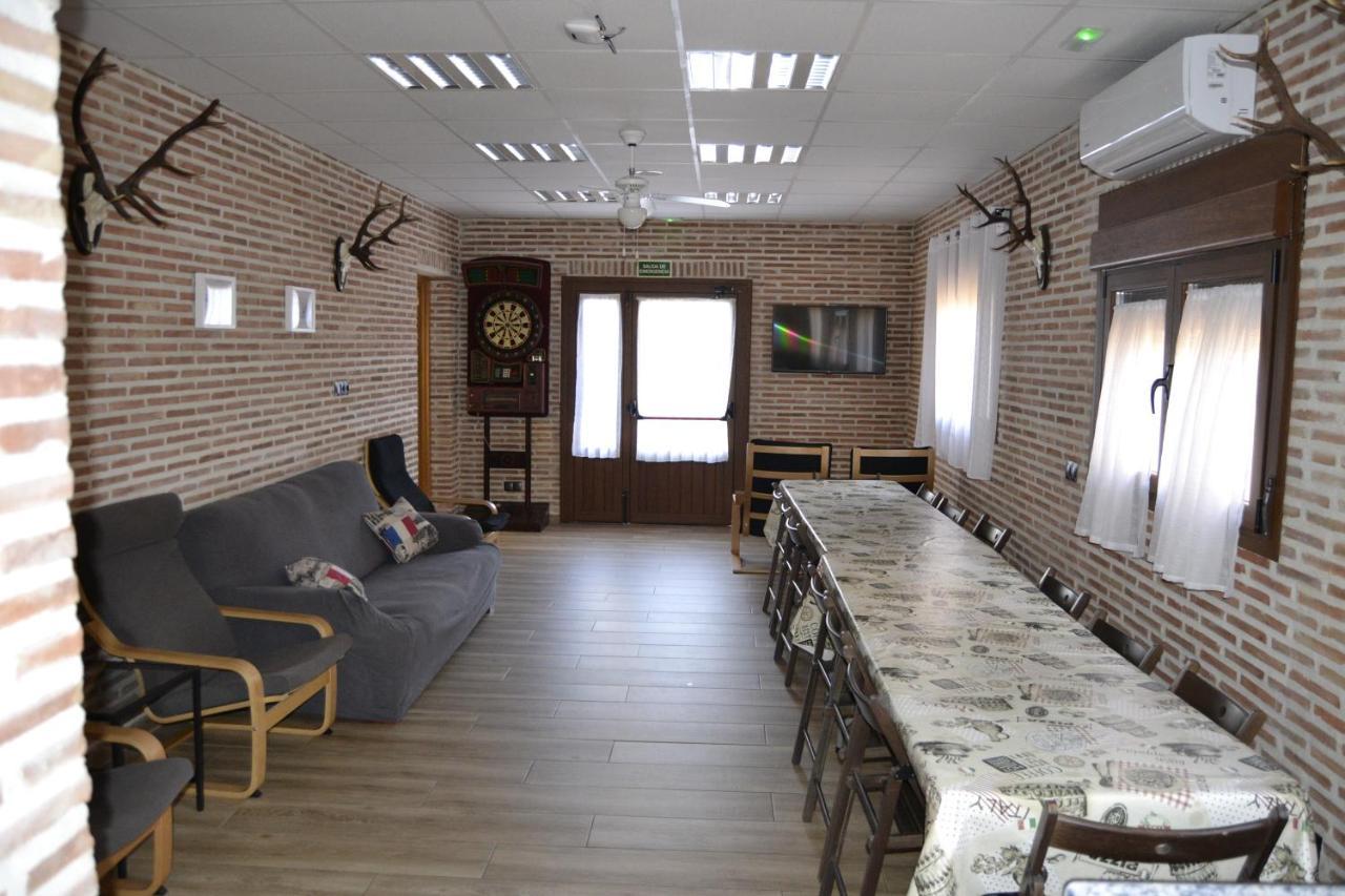 Apartamentos "Casa Rural De Aldea" Aldea del Fresno Экстерьер фото