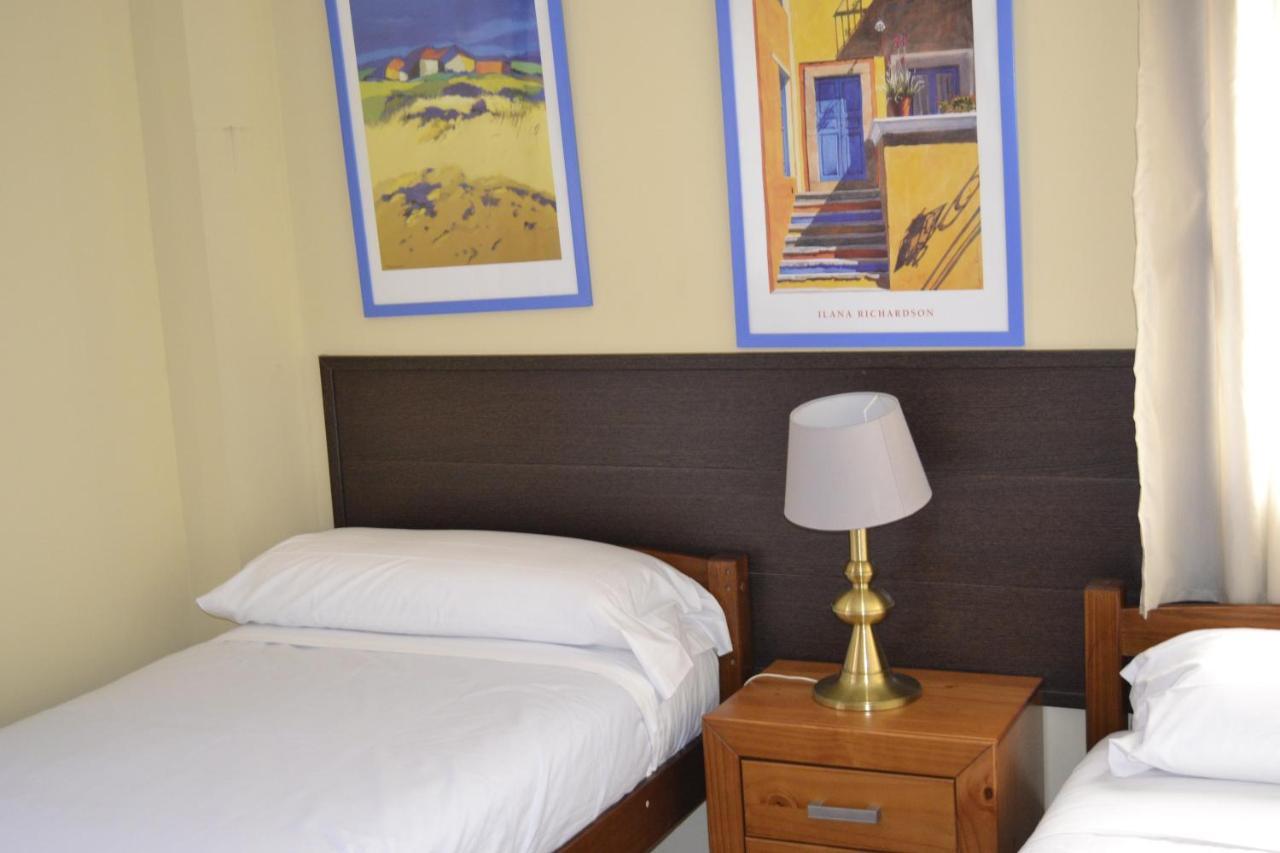 Apartamentos "Casa Rural De Aldea" Aldea del Fresno Экстерьер фото